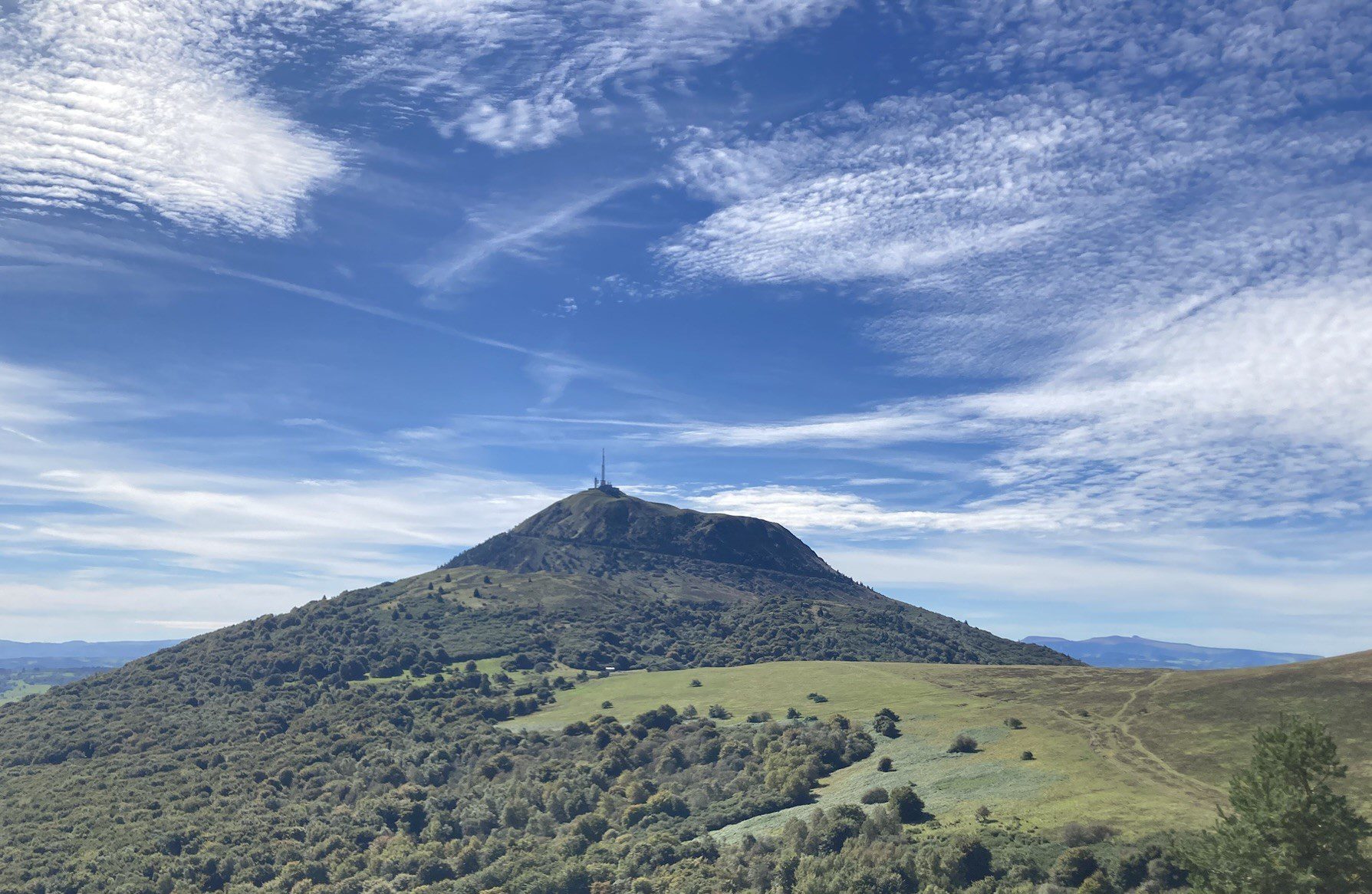 Moving to Clermont-Ferrand? Why Learning French Will Change Your Whole Experience (And How to Start)